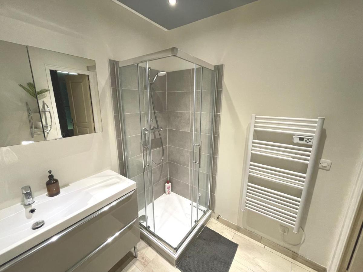 Ferienwohnung T3-Balcon Plein Sud-Acces Direct Au Bord Du Loing Moret-sur-Loing Exterior foto